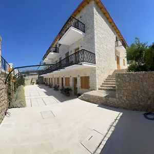 Luna Hotel