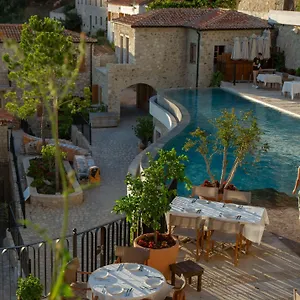 Resort Zoe Hora, Dhërmi